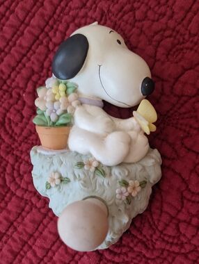 Vtg Hallmark Peanuts Snoopy Hanging Wall Hook Studio B Damaged Wing